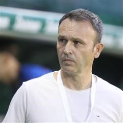 Λύση συνεργασίας με τον Κώστα Μπράτσο