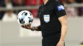 Ο διαιτητής στο ΑΕΛ - Παναιτωλικός 