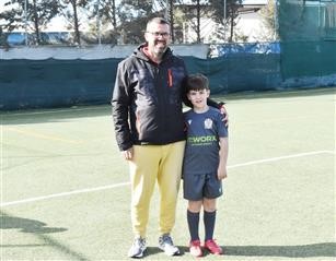 Με σφυρίχτρα στο χέρι και περηφάνια στην καρδιά!