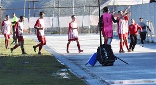 Διακοπή στην Αγιά (1-0), αναμένονται άλλα 45 λεπτά…