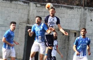 Τρίποντο για τον Απόλλωνα Λάρισας