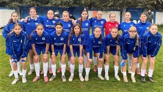 Πρόκριση για τη μικτή κορασίδων Κ-15