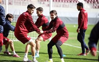  Νοκ άουτ ο Γιάνι Ατανάσοφ της ΑΕΛ 