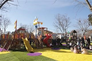  Αλλάζουν «πρόσωπο» άλλες δέκα παιδικές χαρές