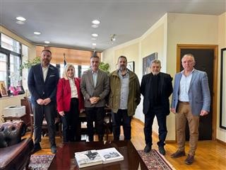 Αντικαθιστά παλαιωμένο δίκτυο αγωγών αποχέτευσης σε κεντρικές περιοχές