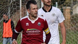  «Πενηντάρης» στο γήπεδο! 