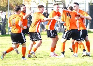 Με μεγάλο πρωταγωνιστή τον Άρη Ελέζι η Αστραπή!