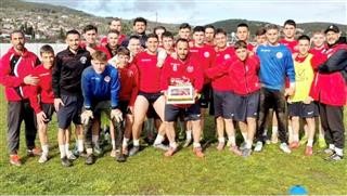 Χρόνια Πολλά Αρχηγέ! 