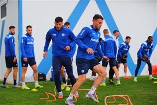  Η αποστολή του Ατρομήτου με την ΑΕΛ 