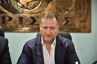  Νταβέλης: «Θέλουμε να βρεθεί ένας σοβαρός άνθρωπος» 