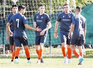 Κούρτι και Χουλιαρόπουλος συνεχίζουν στην Αστραπή Νέας Πολιτείας