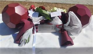 «47 χρόνια μακριά μας αλλά αιώνια στις ψυχές μας»