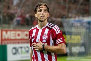Οι 100 παρουσίες του Ρέτσου στη Super League
